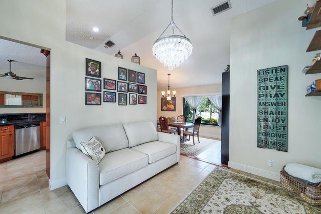 1677 NW 111th Way, Coral Springs, FL 33071