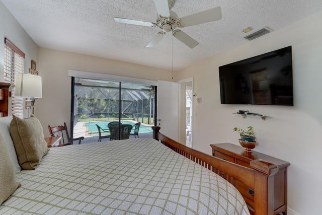 1677 NW 111th Way, Coral Springs, FL 33071