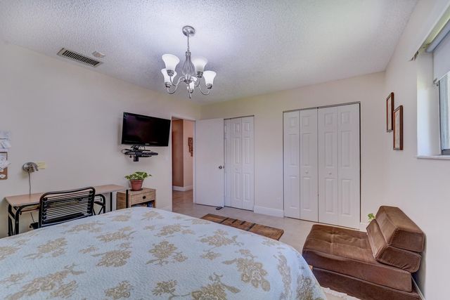 1677 NW 111th Way, Coral Springs, FL 33071