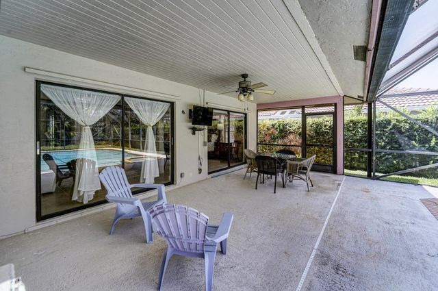 1677 NW 111th Way, Coral Springs, FL 33071