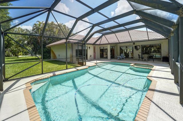 1677 NW 111th Way, Coral Springs, FL 33071