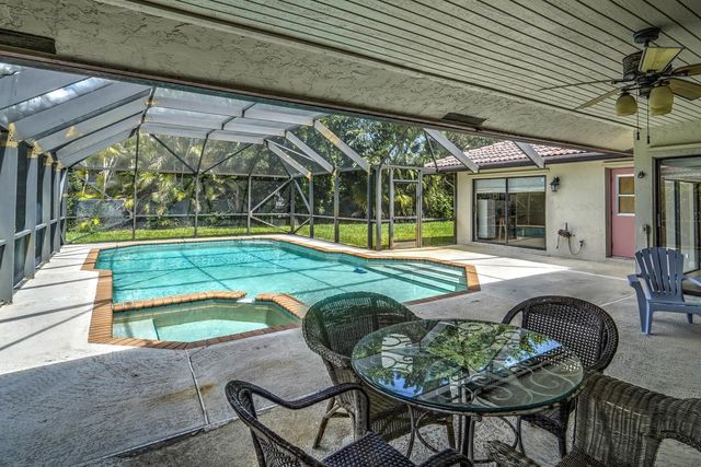 1677 NW 111th Way, Coral Springs, FL 33071