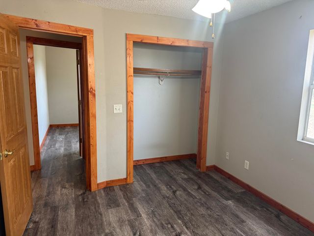 565 N Williams Place, Bolivar, MO 65613