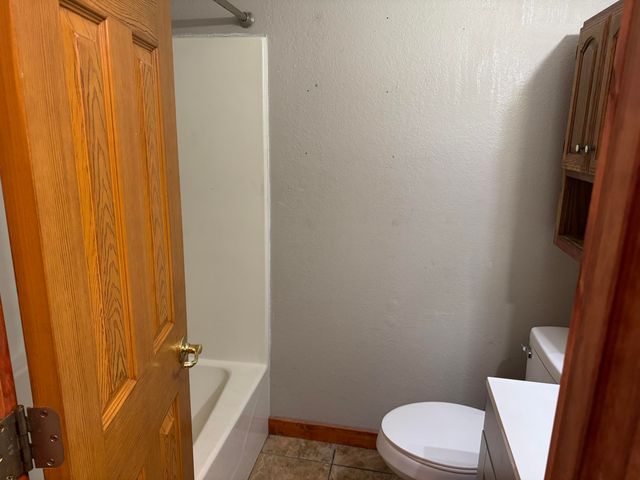 565 N Williams Place, Bolivar, MO 65613