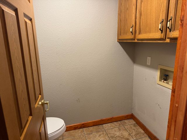 565 N Williams Place, Bolivar, MO 65613