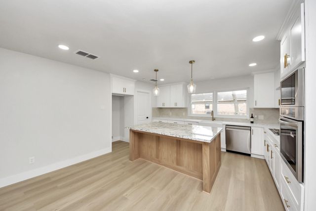 26206 Maplewood Drive, Spring, TX 77386