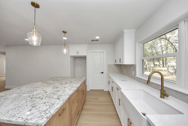 26206 Maplewood Drive, Spring, TX 77386