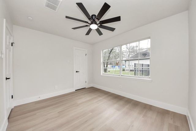 26206 Maplewood Drive, Spring, TX 77386