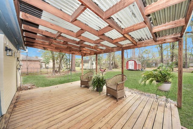 26206 Maplewood Drive, Spring, TX 77386