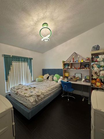 5076 Nautica Lake Circle, Greenacres, FL 33463