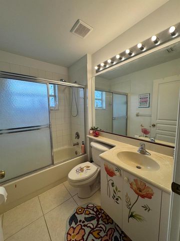 5076 Nautica Lake Circle, Greenacres, FL 33463