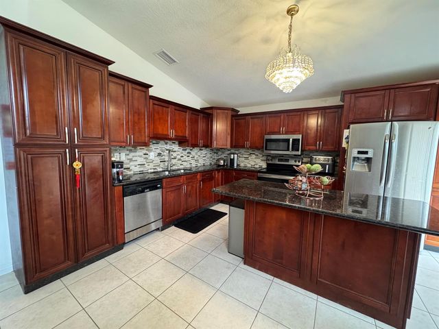 5076 Nautica Lake Circle, Greenacres, FL 33463