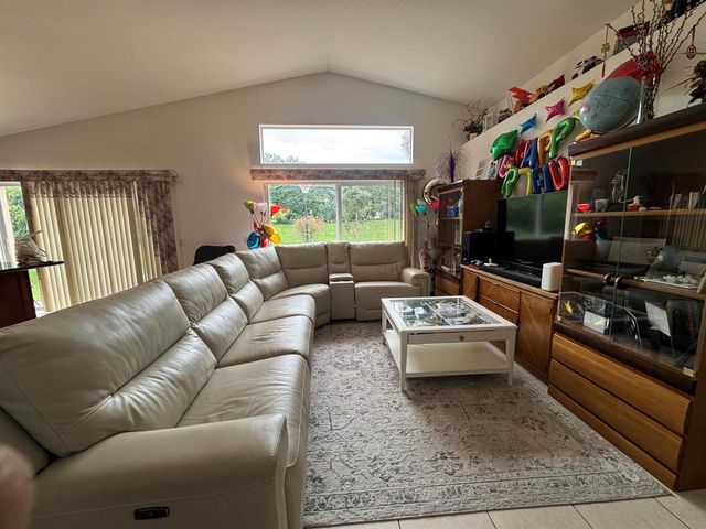 5076 Nautica Lake Circle, Greenacres, FL 33463