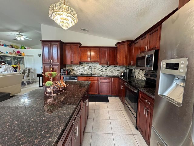 5076 Nautica Lake Circle, Greenacres, FL 33463