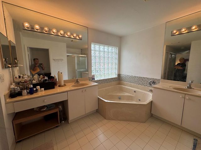 5076 Nautica Lake Circle, Greenacres, FL 33463
