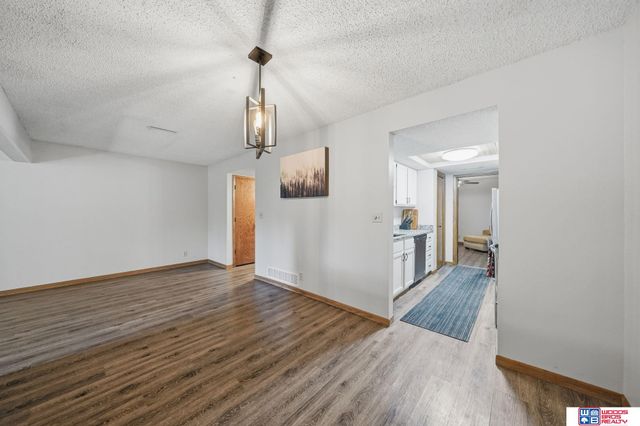 2827 Ponca Street, Lincoln, NE 68506