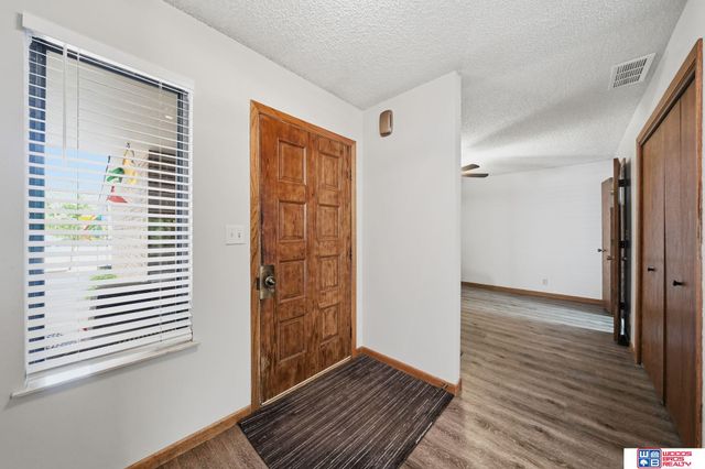 2827 Ponca Street, Lincoln, NE 68506