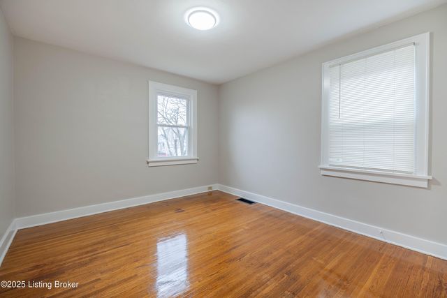 837 Delor Ave, Louisville, KY 40217