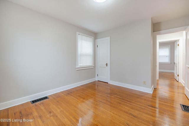 837 Delor Ave, Louisville, KY 40217