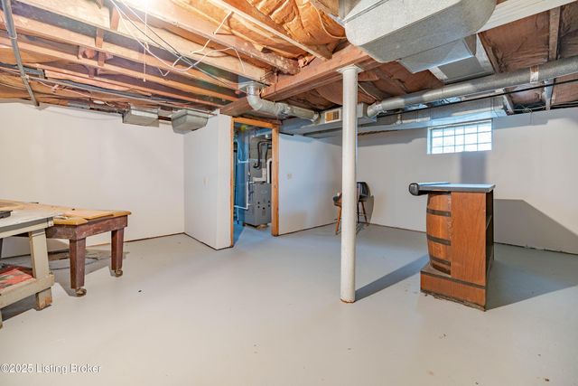 837 Delor Ave, Louisville, KY 40217