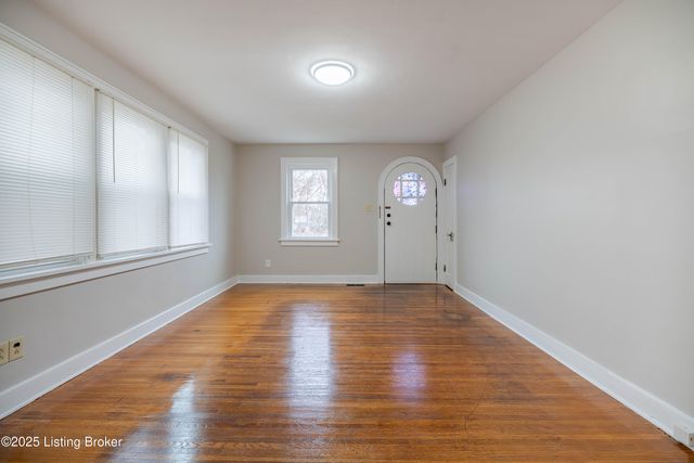 837 Delor Ave, Louisville, KY 40217