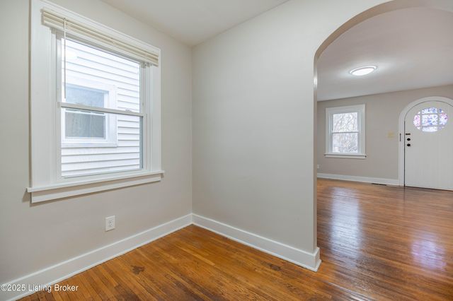 837 Delor Ave, Louisville, KY 40217