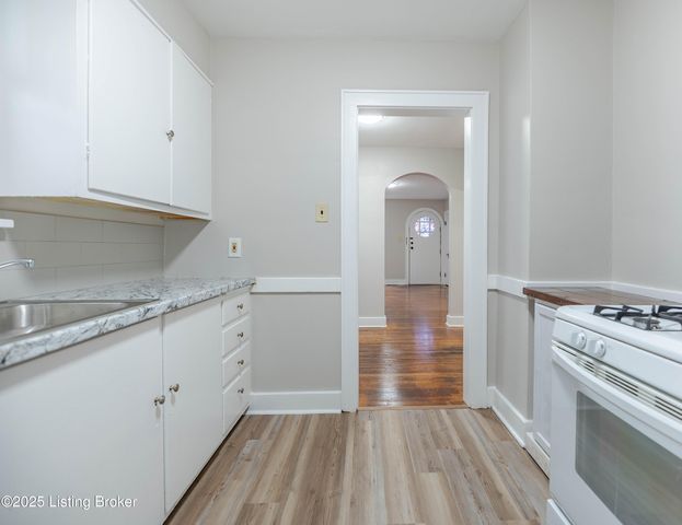 837 Delor Ave, Louisville, KY 40217