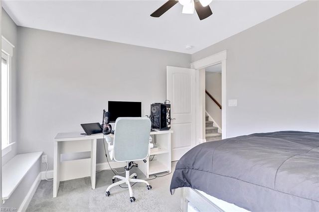3320 Conservancy DR, Chesapeake, VA 23323