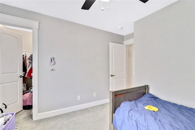3320 Conservancy DR, Chesapeake, VA 23323
