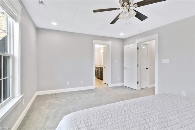 3320 Conservancy DR, Chesapeake, VA 23323