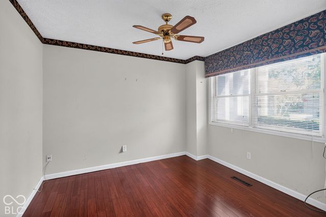 8036 River Bay Drive W, Indianapolis, IN 46240