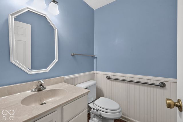 8036 River Bay Drive W, Indianapolis, IN 46240