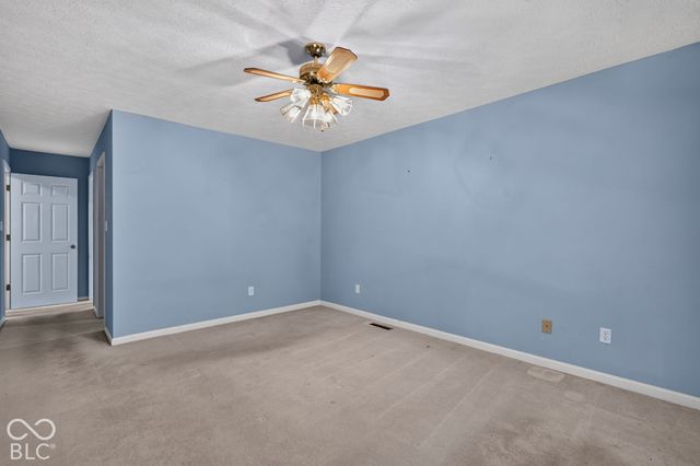 8036 River Bay Drive W, Indianapolis, IN 46240
