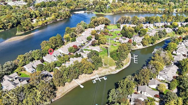 8036 River Bay Drive W, Indianapolis, IN 46240