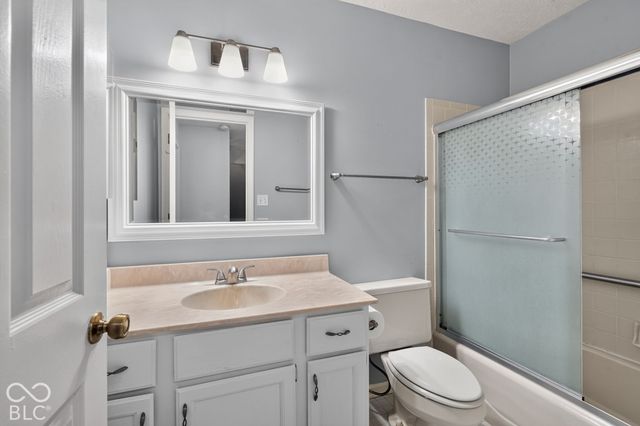 8036 River Bay Drive W, Indianapolis, IN 46240