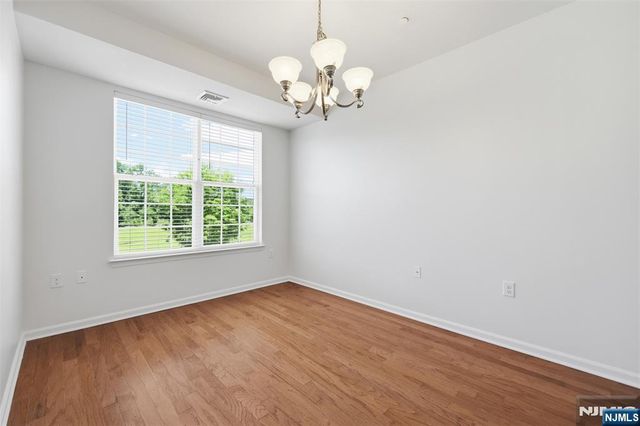 404 Waterview Court 404, Hanover Township, NJ 07927