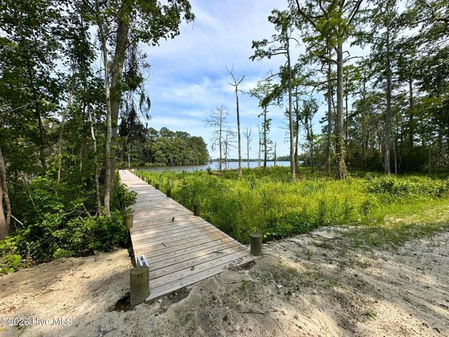 127 Pailin Creek Road, Elizabeth City, NC 27909