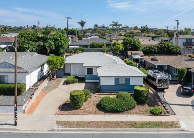 5037 Waring Rd, San Diego, CA 92120