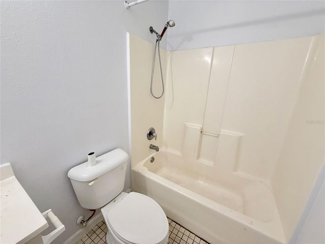 1427 45TH AVENUE CIRCLE W, Bradenton, FL 34207