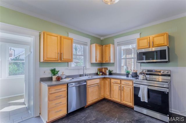 2159 McCausland Avenue, St Louis, MO 63143