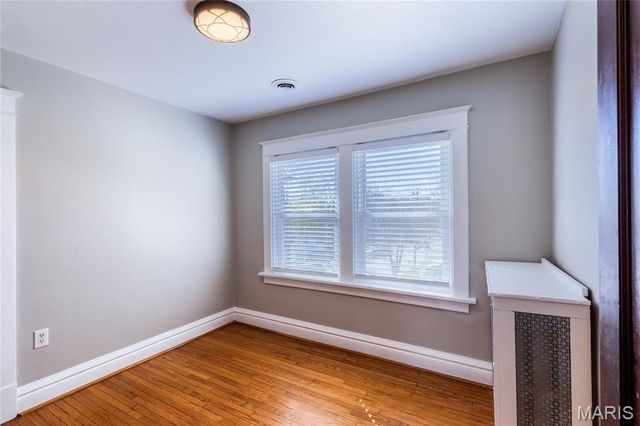 2159 McCausland Avenue, St Louis, MO 63143