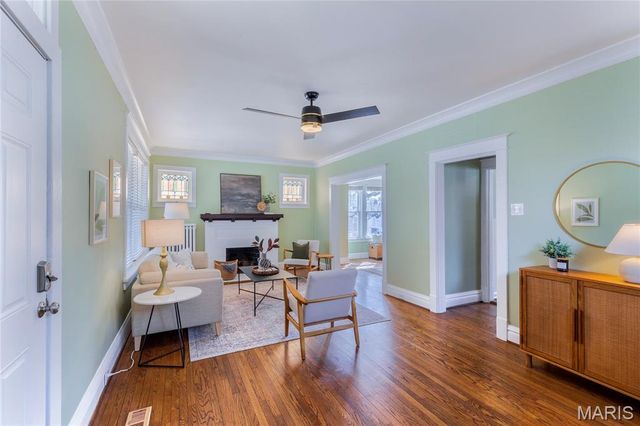 2159 McCausland Avenue, St Louis, MO 63143