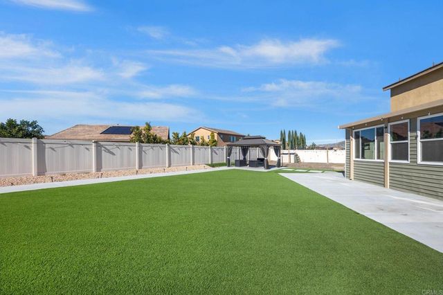 29465 Marblewood Court SW 1, Winchester, CA 92596