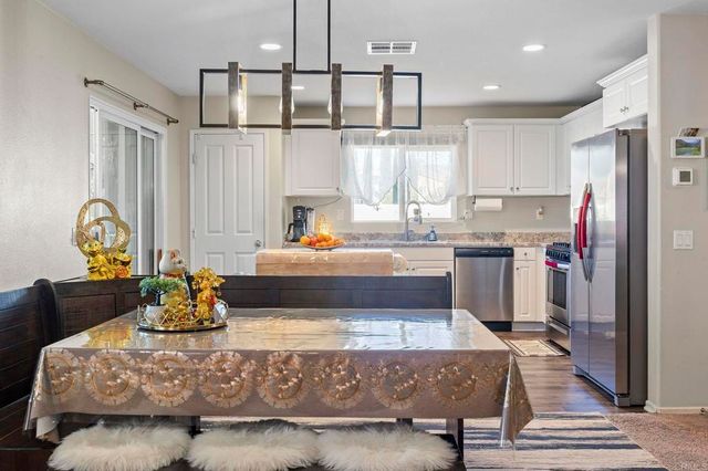 29465 Marblewood Court SW 1, Winchester, CA 92596