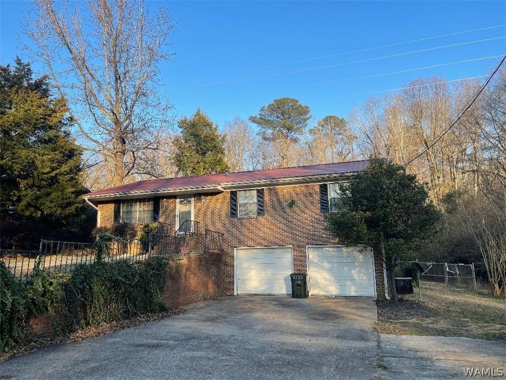 2817 Valley Crest, Tuscaloosa, AL 35405