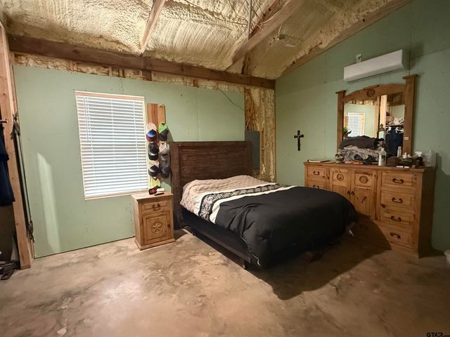 525 N Hill Rd, Tyler, TX 75706