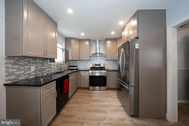 842 SCHOOL LN, Folcroft, PA 19032