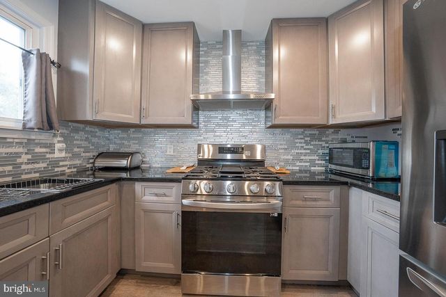 842 SCHOOL LN, Folcroft, PA 19032