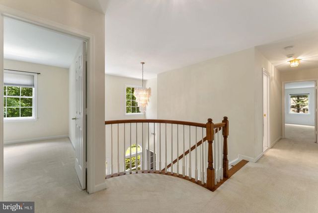 2415 BRIGHTON PL, Jeffersonton, VA 22724