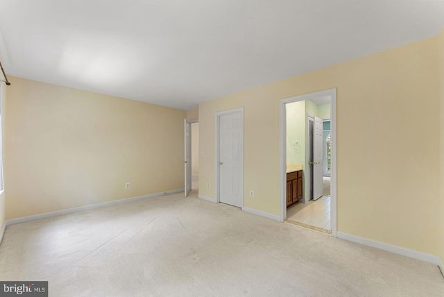 2415 BRIGHTON PL, Jeffersonton, VA 22724